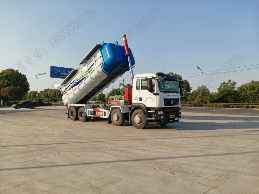 重汽汕德卡國六污泥運輸車